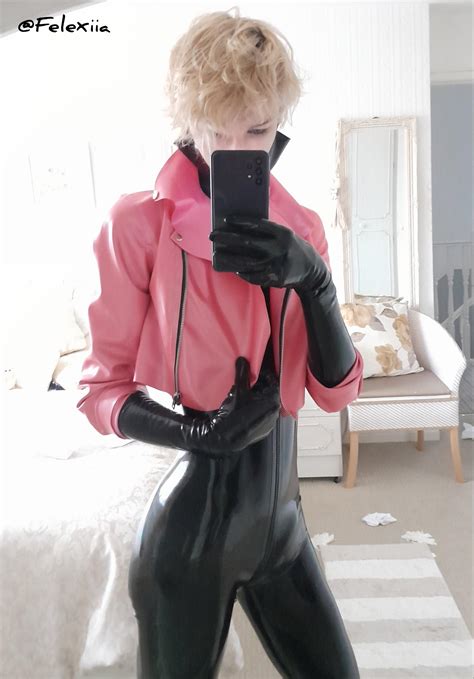 femboy latex|FEMBOY LATEX @ Tranny Clips